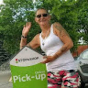 Meet your Posher, Suzanne